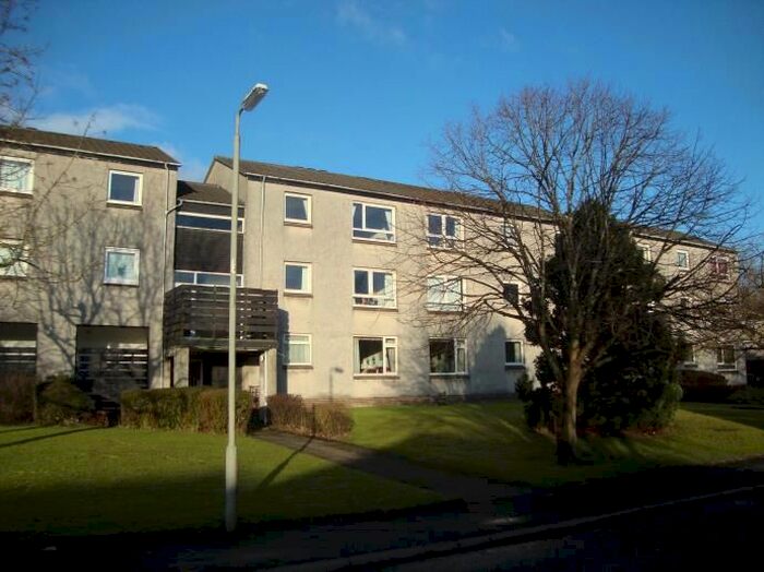 1 Bedroom Flat To Rent In Sinclair Street, Milngavie, Glasgow, G62