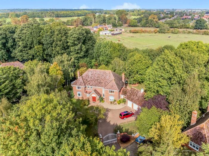 6 Bedroom Detached House For Sale In Tompions End, Ickwell, Biggleswade, SG18