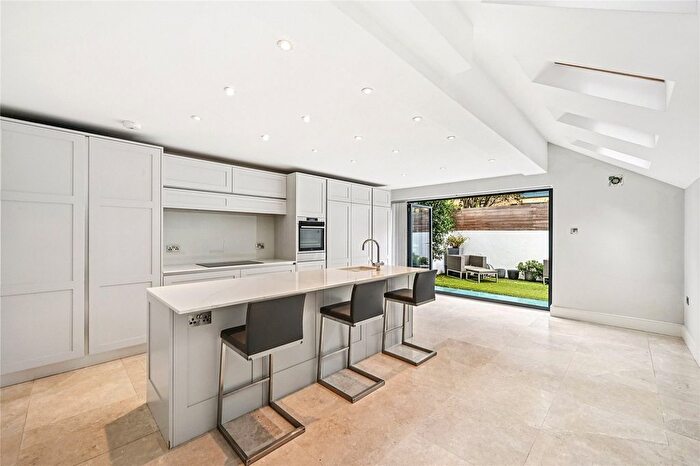 5 Bedroom Terraced House To Rent In Harbledown Road, London, SW6