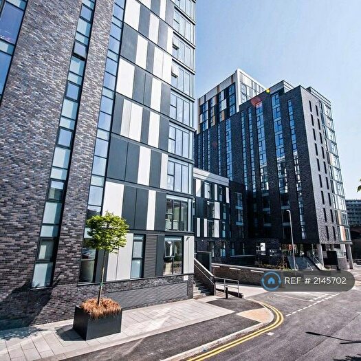 2 Bedroom Flat To Rent In Woden Street, Salford, M5