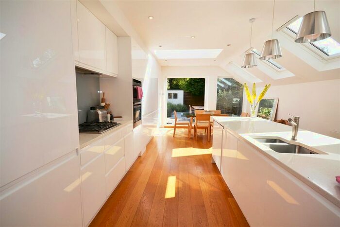 3 Bedroom Property To Rent In Garfield Road, London, SW19