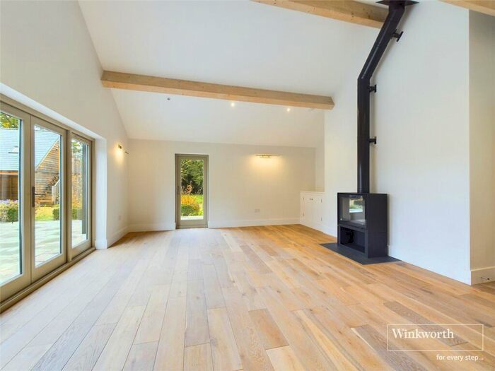 5 Bedroom Detached House For Sale In Islandstone Lane, Hurst, Reading, Berkshire, RG10