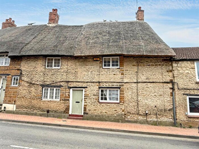2 Bedroom Terraced House For Sale In High Street, Irchester, Wellingborough, NN29