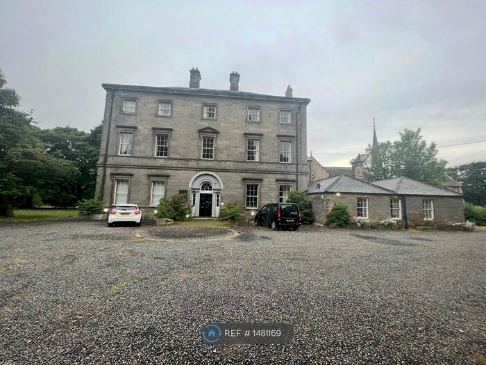 3 Bedroom Flat To Rent In Canning Street, Hebburn, NE31