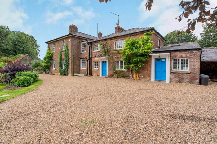 5 Bedroom Detached House For Sale In Noke Lane, St. Albans, Hertfordshire, AL2