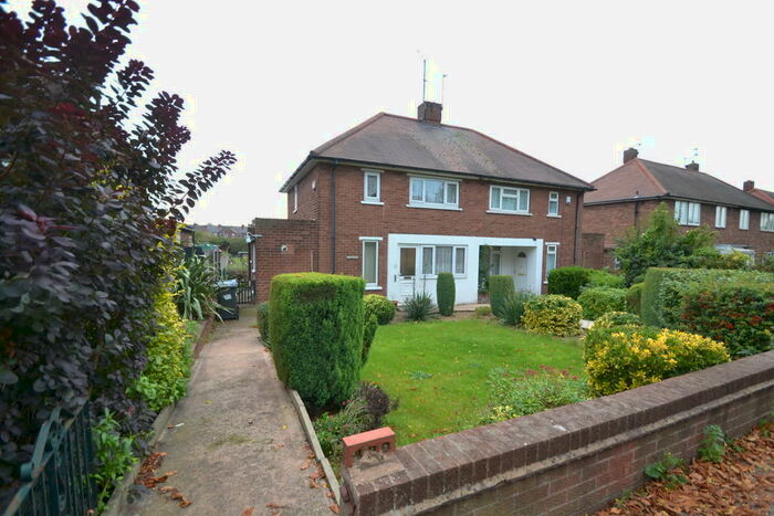 2 Bedroom Semi-Detached House To Rent In Greenfield Lane, Doncaster, DN4