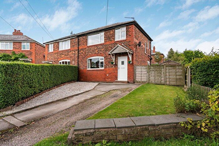 3 Bedroom Semi-Detached House For Sale In Chadwick Terrace, Macclesfield, SK10
