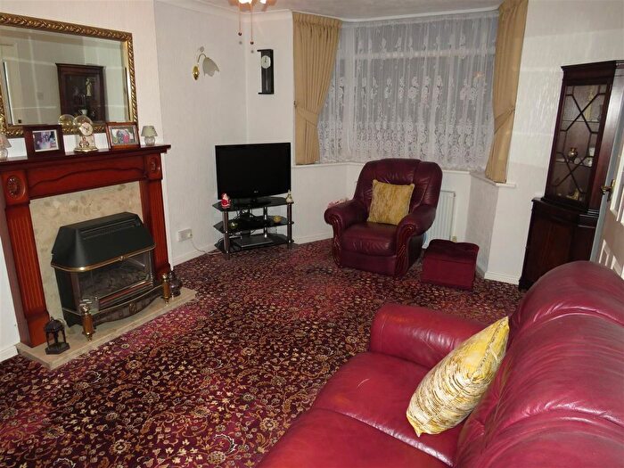 3 Bedroom Semi-Detached House For Sale In Water Orton Road, Castle Bromwich, Birmingham, B36