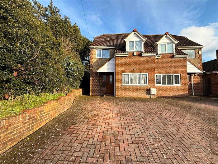 5 Bedroom Semi Detached House To Rent In Singlewell Road, Gravesend, DA11