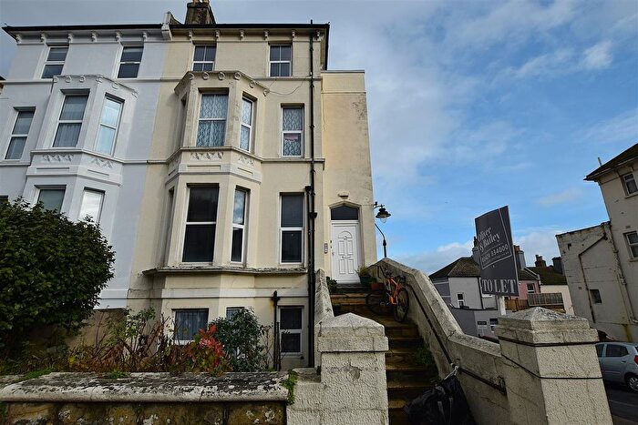 2 Bedroom Flat To Rent In London Road, St Leonards On Sea, TN37