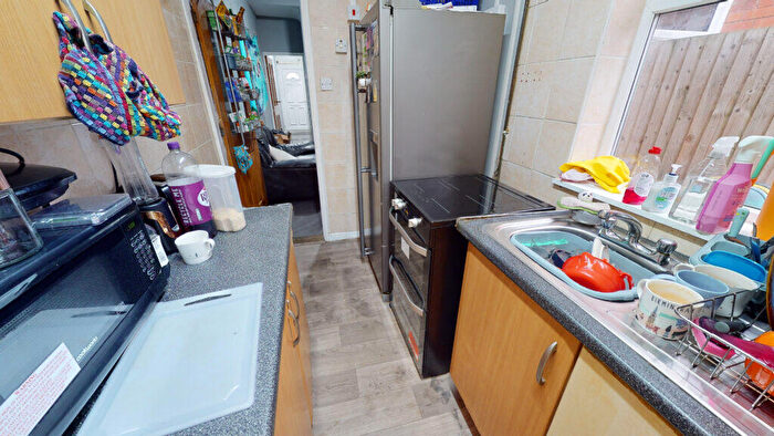 3 Bedroom House To Rent In Winnie Road, Selly Oak, B29