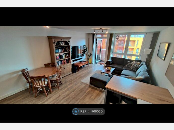 2 Bedroom Flat To Rent In Ossel Court, London, SE10