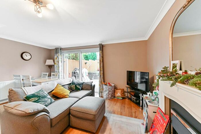 3 Bedroom Terraced House To Rent In Cuthbert Gardens, London, , Norwood, London, SE25