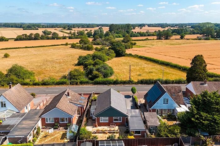 3 Bedroom Detached Bungalow For Sale In Tuttles Lane West, Wymondham, NR18