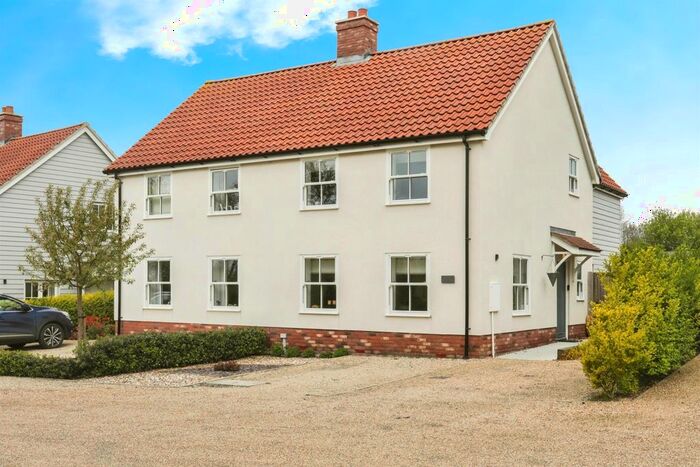 3 Bedroom Semi-Detached House For Sale In Mill Road, Badingham, Woodbridge, IP13