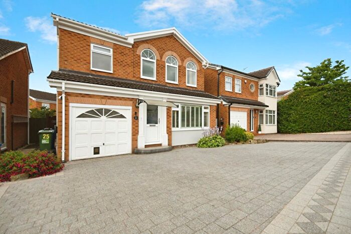 4 Bedroom Detached House For Sale In Holme Park Avenue, Upper Newbold, Chesterfield, S41