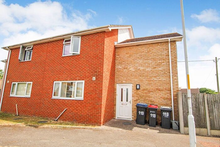 3 Bedroom Semi-Detached House To Rent In Kite Farm, Whitstable, CT5