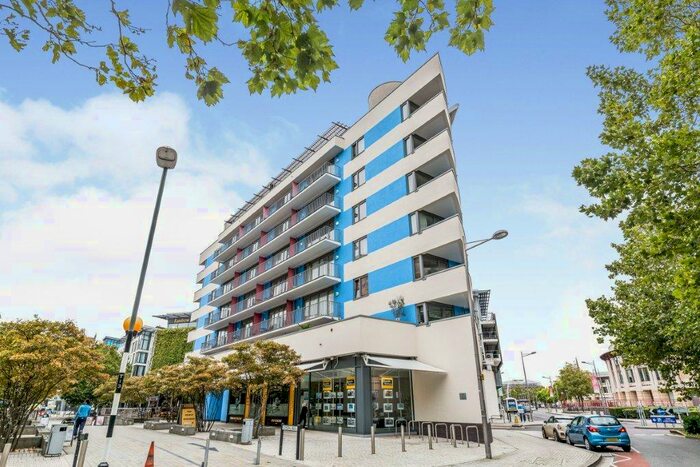 Studio To Rent In Waverley House, Cathedral Walk, Bristol Harbourside, BS1