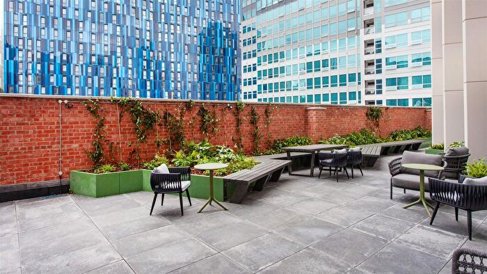 Studio To Rent In St James Boulevard, Newcastle Upon Tyne, NE4