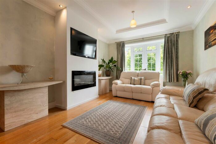 5 Bedroom Detached House For Sale In East Gomeldon Road, Gomeldon, SP4