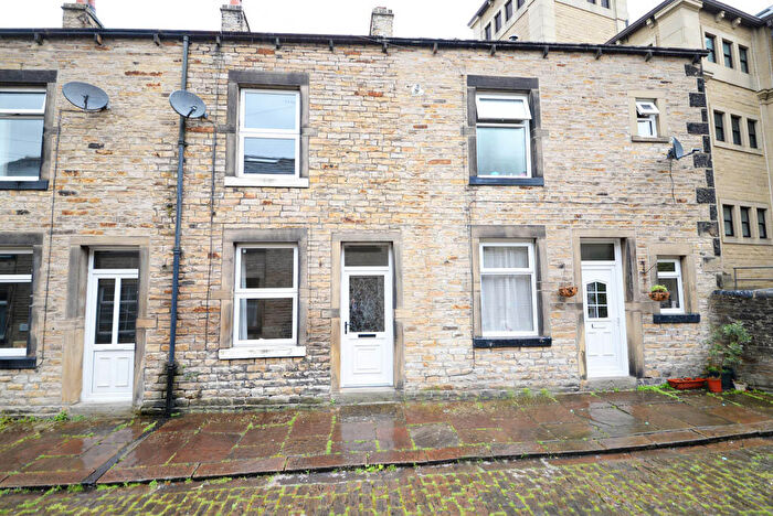 2 Bedroom Terraced House To Rent In Brookside, Skipton, BD23