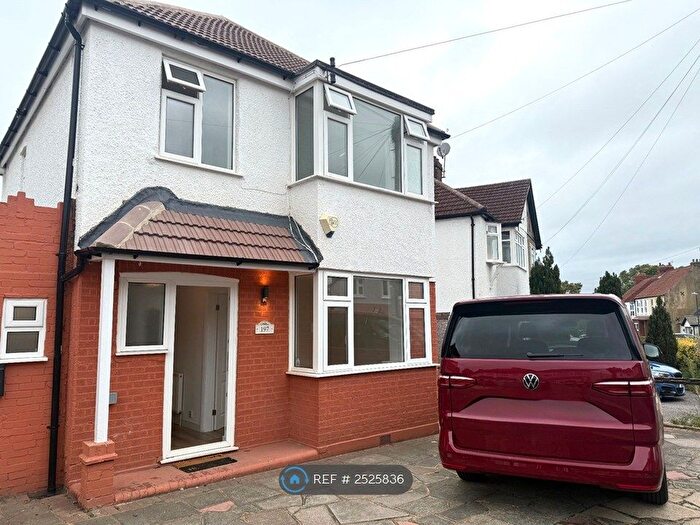 3 Bedroom Detached House To Rent In Longfellow Road, Worcester Park, KT4