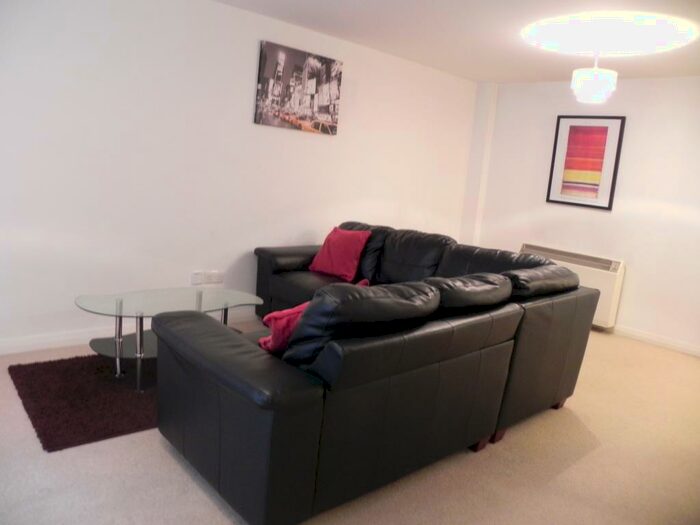 2 Bedroom Flat To Rent In Liberty Place, Madison Square, Liverpool, L1