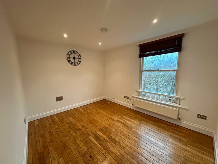 2 Bedroom Flat To Rent In Huntspill Road, Highbridge, TA9