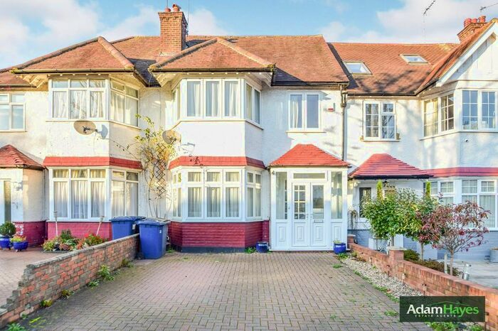 3 Bedroom Terraced House To Rent In Mayfield Avenue, North Finchley, N12