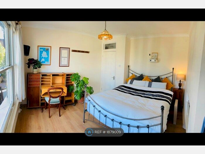 1 Bedroom Flat To Rent In Anerley Park, London, SE20