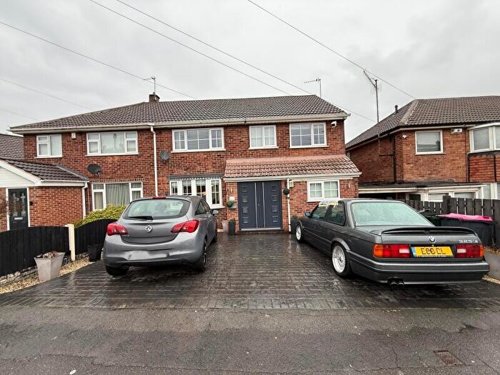 4 Bedroom Semi Detached House To Rent In Croft Road, Brinsworth, Rotherham, S60