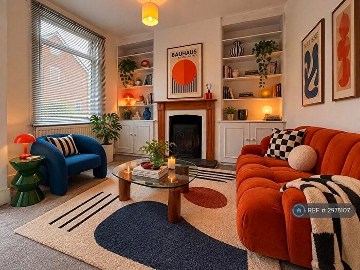 3 Bedroom Terraced House To Rent In Swansea Road, Reading, RG1