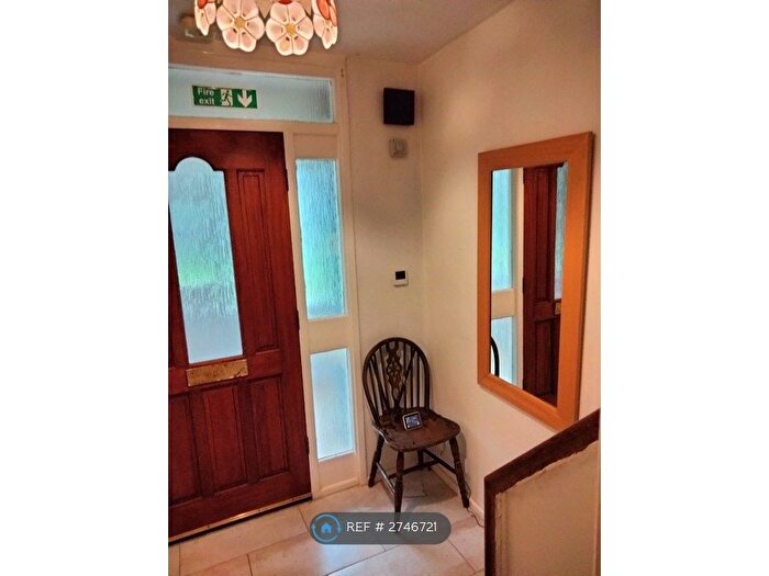 4 Bedroom Semi Detached House To Rent In Lichen Green Canon Park, Coventry, CV4