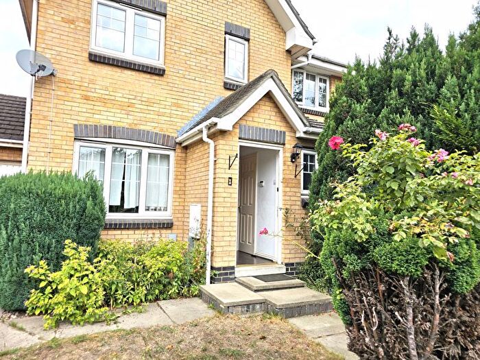 3 Bedroom Property To Rent In Bedroom House, Anchor Close, Barking, IG11