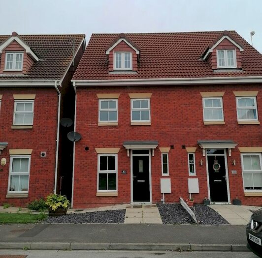 4 Bedroom Semi-Detached House To Rent In Cooks Gardens, Keyingham, Hull, HU12