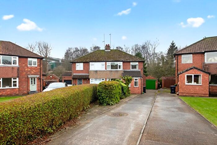 3 Bedroom Semi Detached House For Sale In Forest Way, Harrogate, HG2