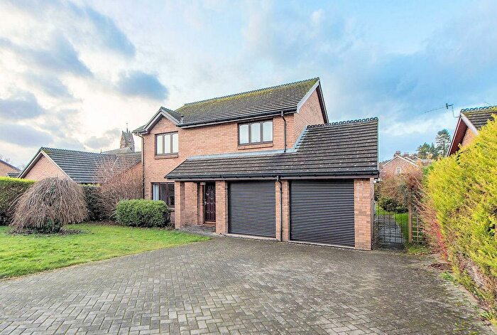 4 Bedroom Detached House For Sale In Nellfield Road, Crieff, PH7