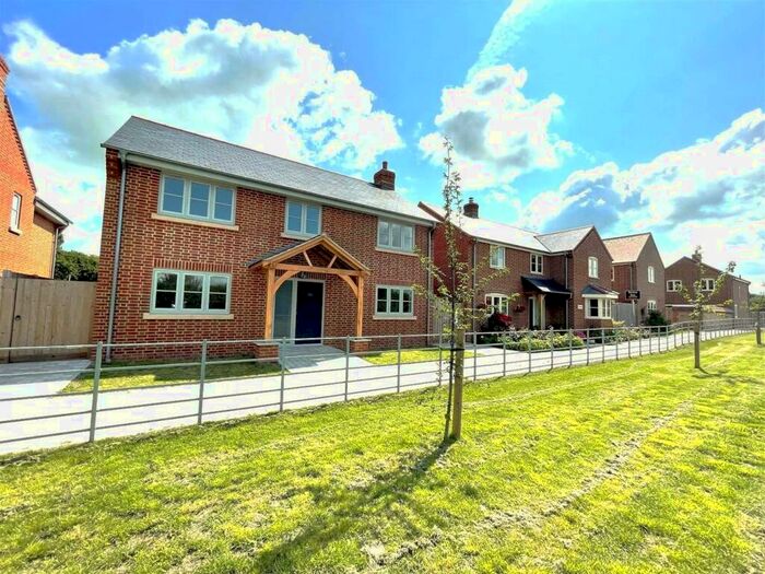 4 Bedroom Detached House For Sale In The Causeway, Hazelbury Bryan, Sturminster Newton, DT10