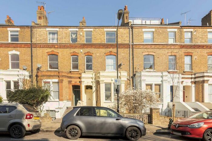 2 Bedroom Flat To Rent In Lanhill Road, London, W9