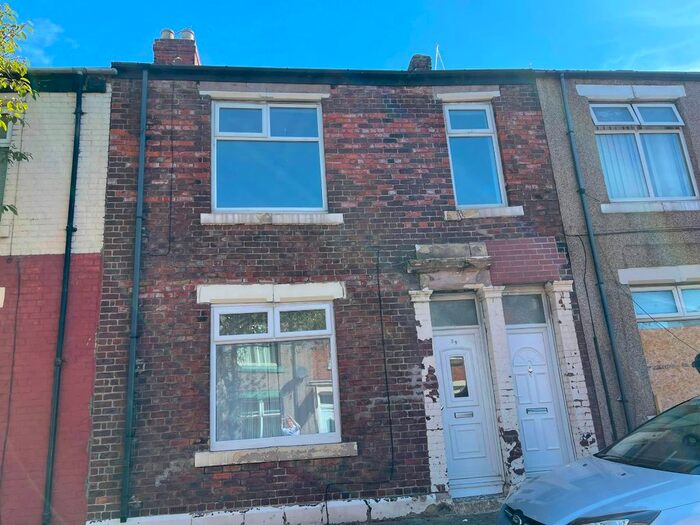 3 Bedroom Flat To Rent In Dacre Street, South Shields, NE33
