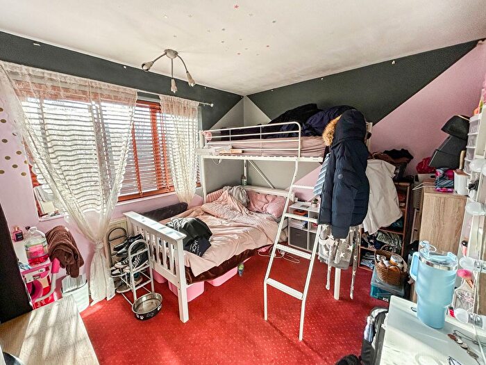 3 Bedroom Terraced House For Sale In Great Hoggett Drive, Beeston, NG9