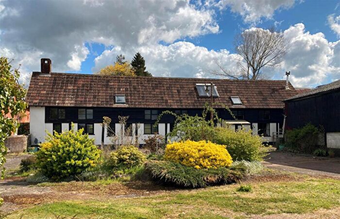 3 Bedroom Semi Detached House To Rent In Willand, Cullompton, EX15