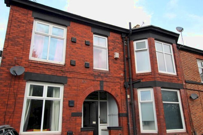 1 Bedroom Flat To Rent In Chester Road, Stretford, Manchester, M32