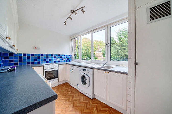 2 Bedroom Apartment To Rent In Coleraine Road, Blackheath, London, SE3