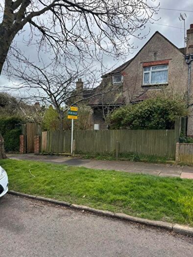 3 Bedroom Semi-Detached House For Sale In Central Avenue, Eastbourne, BN20