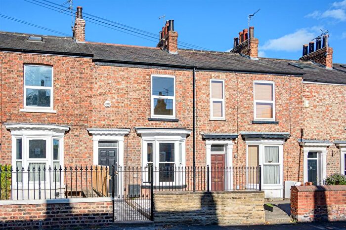 3 Bedroom Terraced House For Sale In Park Crescent, The Groves, York, YO31
