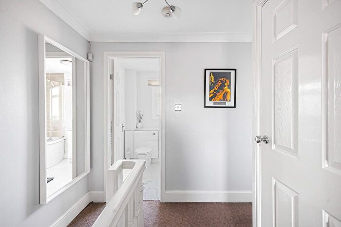 3 Bedroom End Of Terrace House For Sale In The Coots, Bristol, BS14