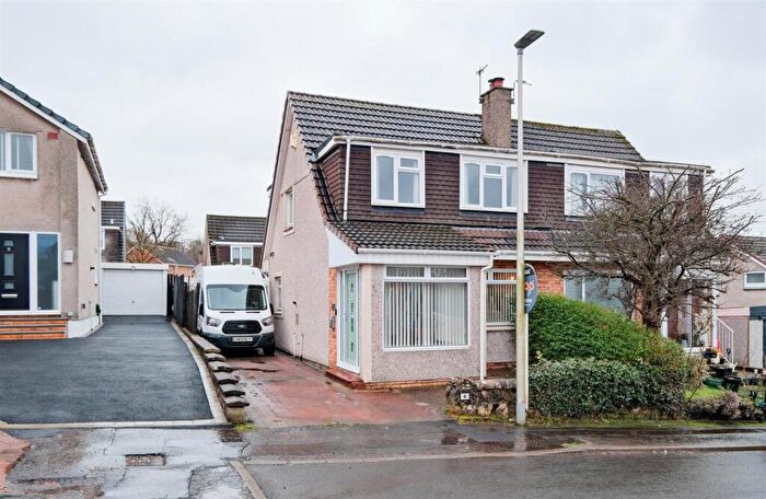 3 Bedroom Semi Detached House For Sale In Sanquhar Gardens, Blantyre, G72