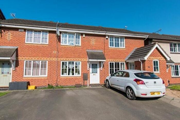 2 Bedroom Town House To Rent In Firestone Close, Leicester, LE3