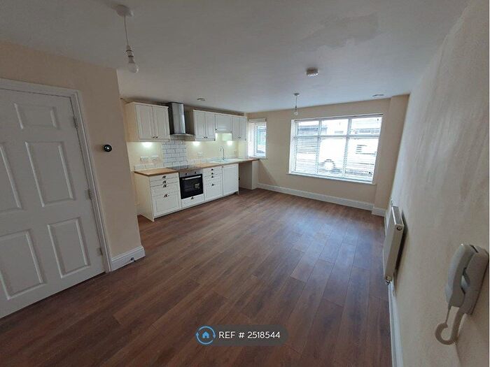1 Bedroom Flat To Rent In Eccles, Eccles, Manchester, M30
